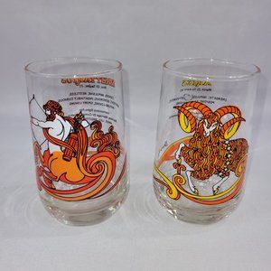 Horoscope Aries Sagittarius 1976 Vintage 4.75" Glass Set 2 Drinking Glasses
